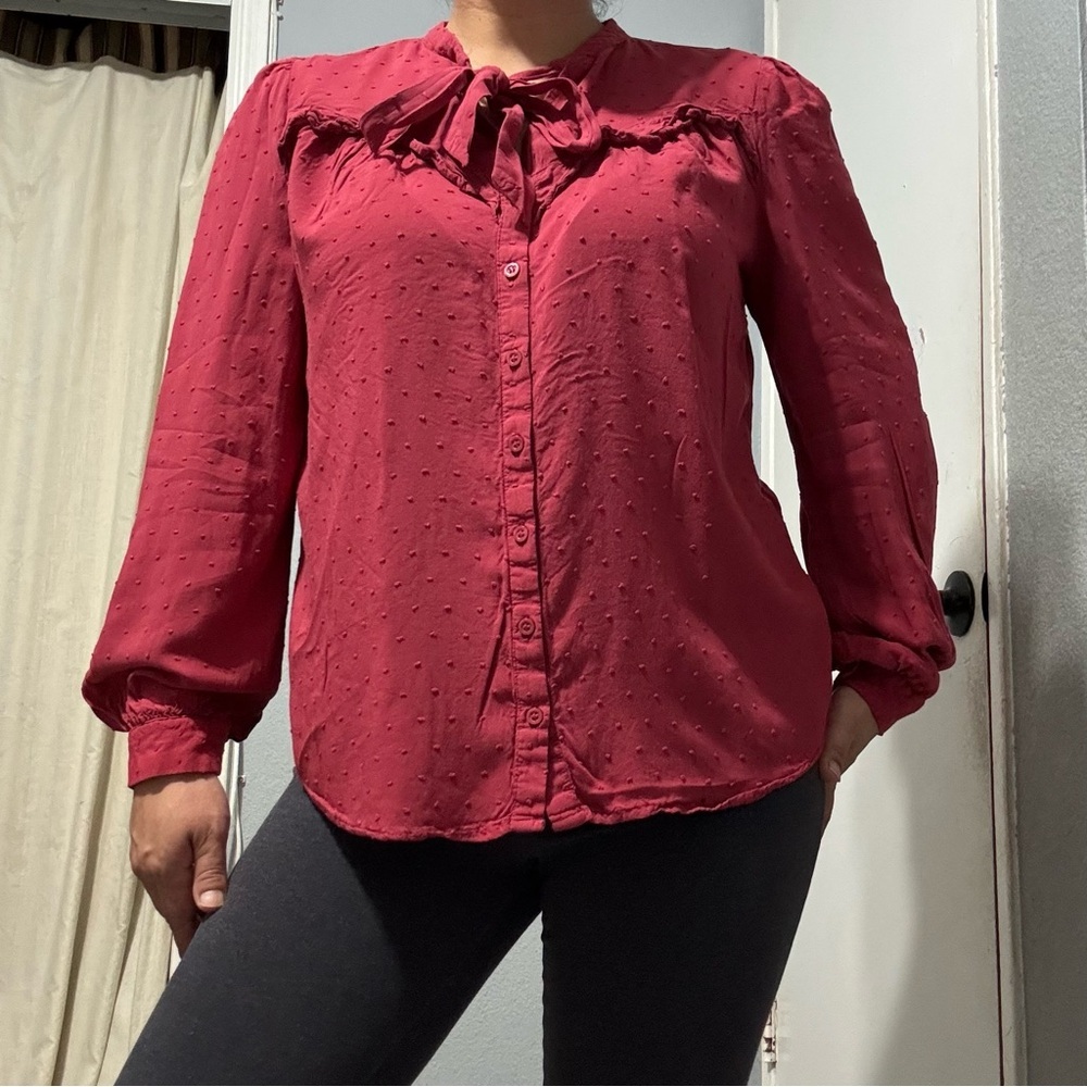 a.n.a Women Pink Ruffled Long Sleeve Button‎ Down Blouse with Bib Collar Size M